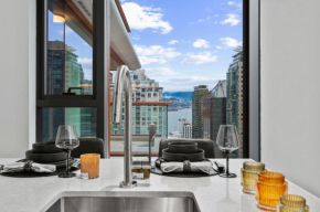 2BR - Sauna, 24-7 Gym, Parking, with Gaggenau & Aesop